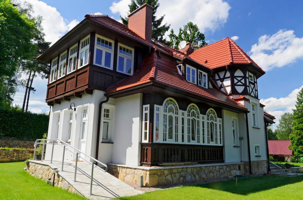 Villa Debowa Polanica-Zdrój Exteriör bild